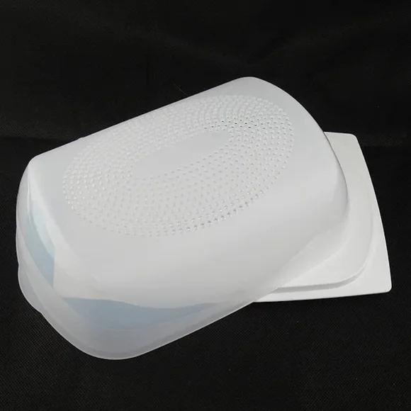 Tupperware Rectangular CheeSmart Cheese Saver - Picture 1 of 1